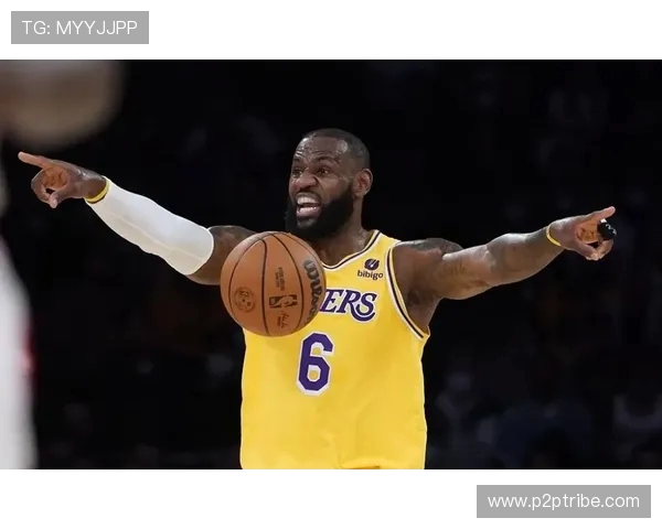 雷迪克谈里夫斯小腿伤情强调球员感觉安心再上场是比赛节奏关键考量